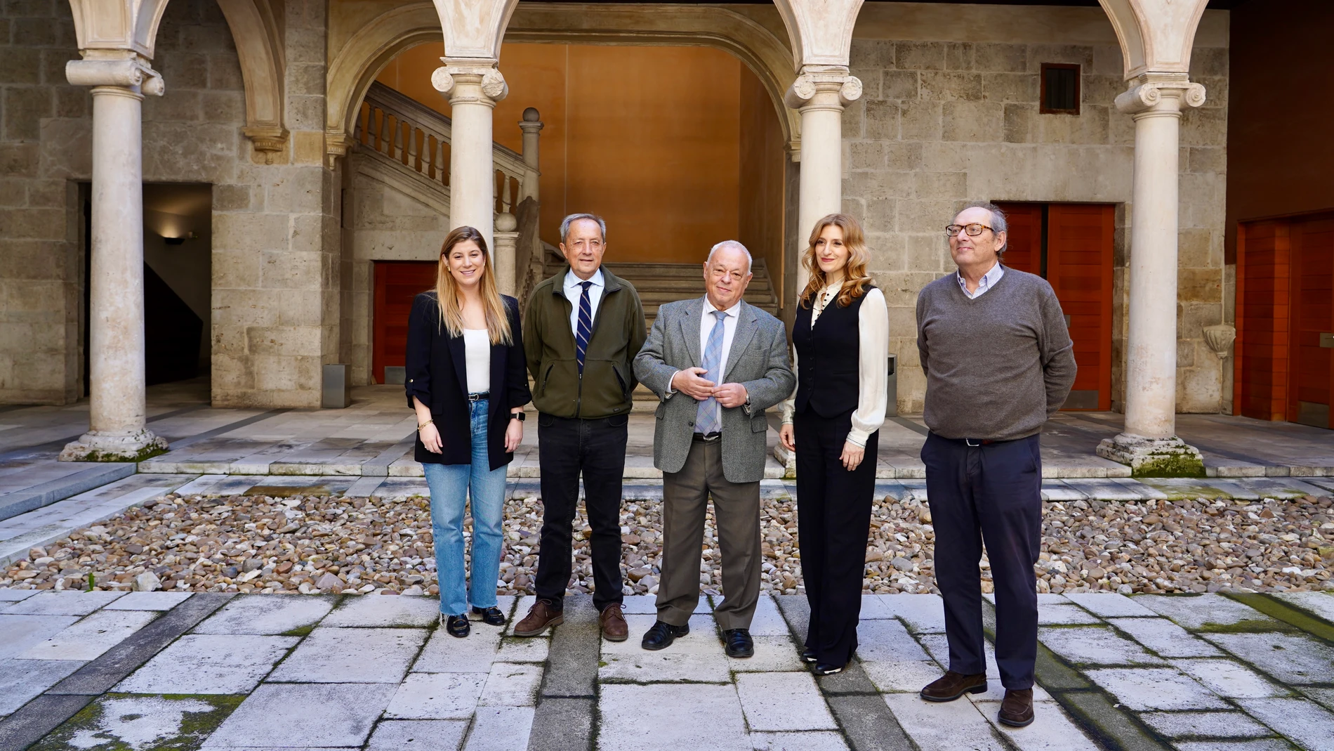 Gonzalo Santonja en las nuevas instalaciones de la Casa Miguel Delibes