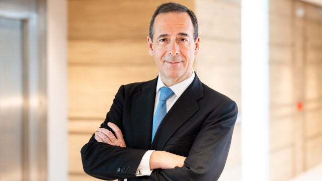 Gonzalo Gort&aacute;zar, nuevo presidente no ejecutivo de VidaCaixa