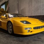 A subasta dos Ferrari y un Aston Martin del narcotráfico