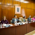 El consejero de Justicia, Administración Local y Función Pública, José Antonio Nieto, comparece en comisión parlamentaria.