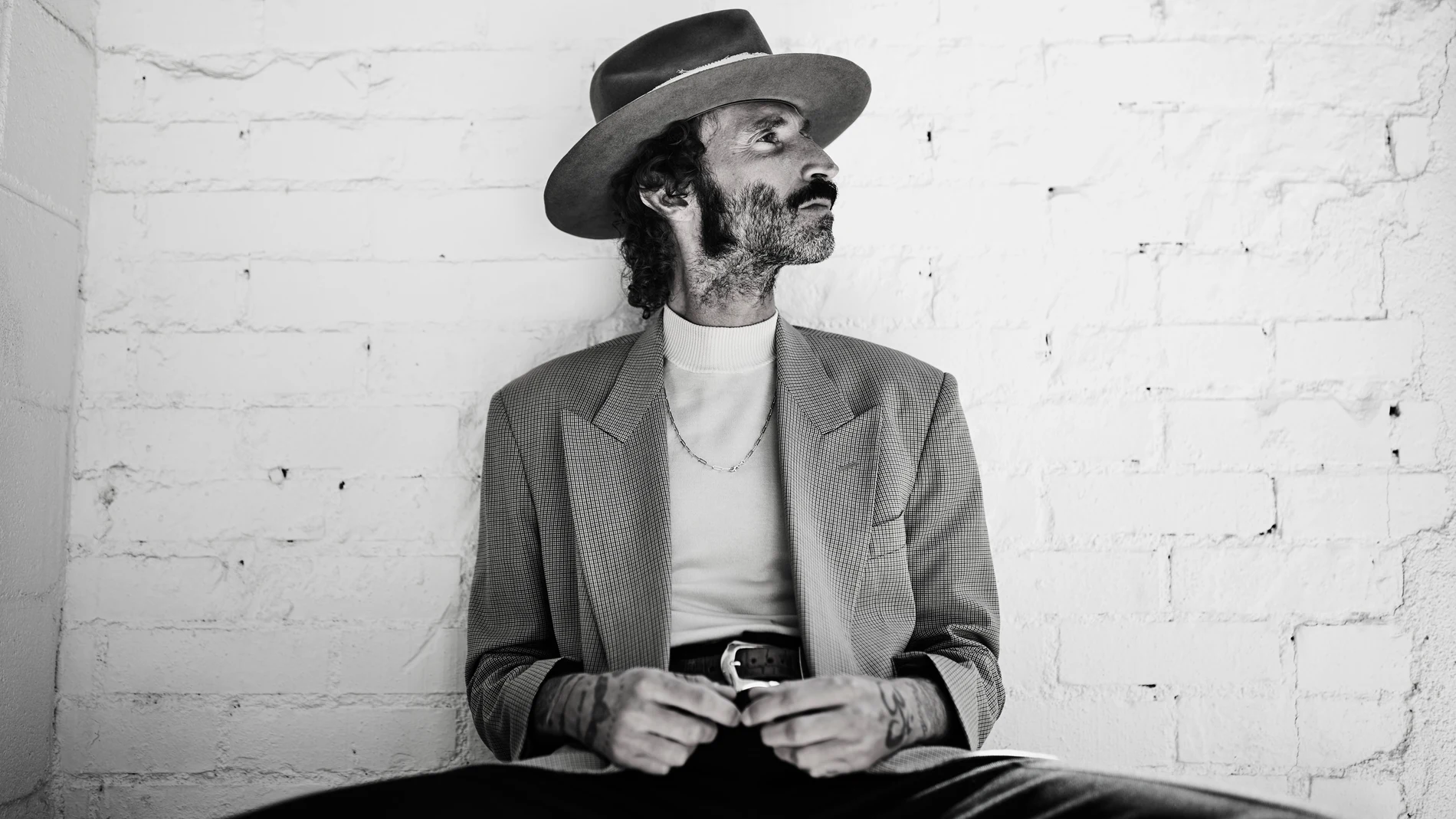 Entrevista con el cantante José Miguel Conejo Torres, conocido como Leiva que presenta su nuevo disco “Gigante” que es el séptimo disco de Leiva. El álbum, que sale a la venta el próximo viernes 4 de abril. © Alberto R. Roldán / Diario La Razón. 26 03 2025