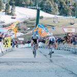 Volta Catalunya: Ayuso gana a Roglic por un suspiro en La Molina