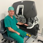 El Dr. Fernando Carbonell Castello, médico adjunto Servicio de Cirugía General y Digestiva del IVO
