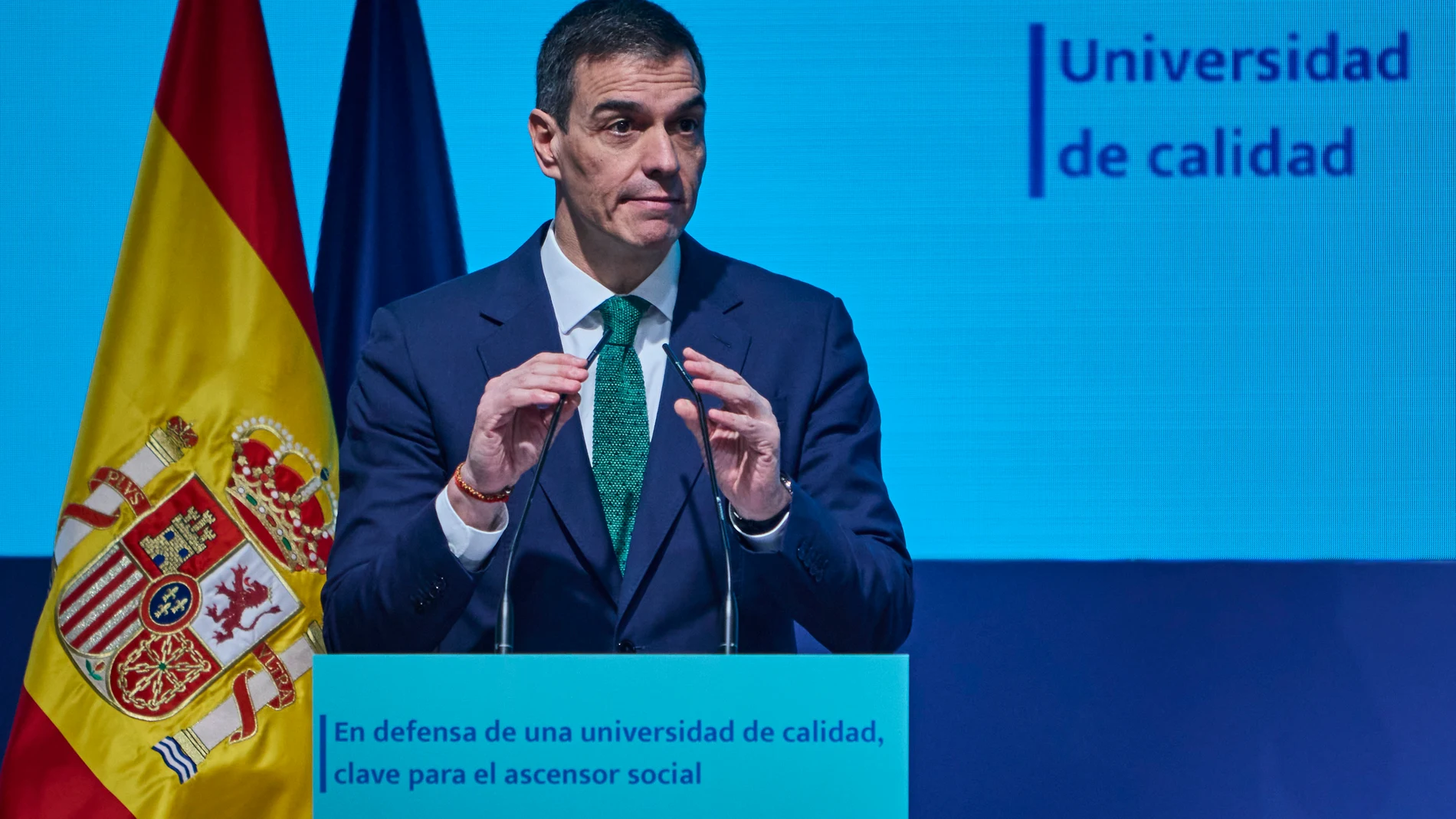 El presidente del Gobierno, Pedro Sánchez, da un discurso durante su asistencia a un acto de apoyo a la universidad pública ‘En defensa de una universidad de calidad, clave para el ascensor social’, este lunes, en Madrid © Alberto R. Roldán / Diario La Razón. 31 03 2025