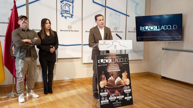 El presidente de la Diputación de Valladolid, Conrado Íscar, presenta quinta edición de Blacklladolid, junto a Pérez Gellida y Dolores Redondo