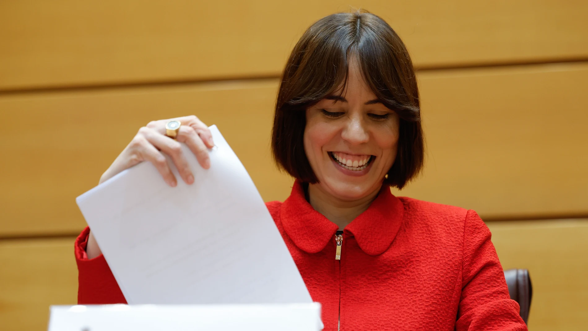 MADRID, 31/03/2025.-La ministra de Ciencia, Innovación y Universidades, Diana Morant, comparece en comisión en el Senado para dar cuenta de la situación del Centro Nacional de Investigaciones Oncológicas (CNIO) después de que su patronato decidiera el cese de la directora científica, María Blasco, y del gerente, Juan Arroy.-EFE/ Mariscal