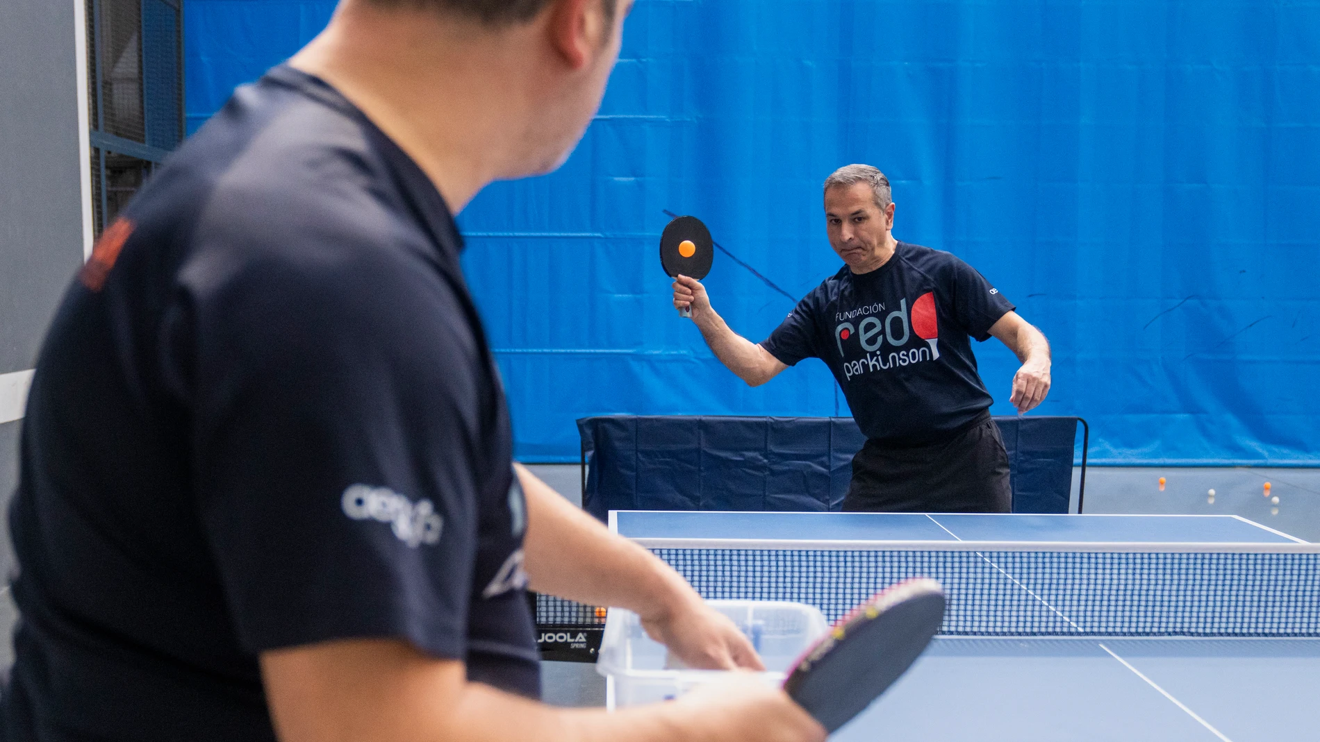 Reportaje Fundación Red Parkinson, organización sin ánimo de lucro, cuyos objetivos principales son impulsar el ejercicio y el deporte entre los enfermos de Parkinson, especialmente a través del tenis de mesa