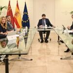  El presidente, López Miras, con consejeros y miembros de CROEM