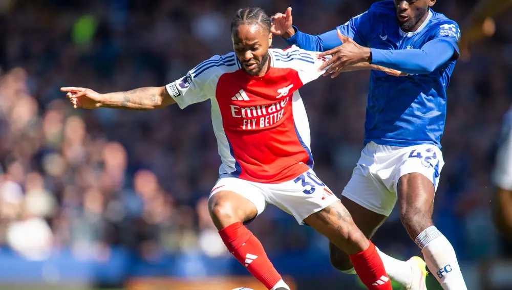 English Premier League - Everton vs Arsenal