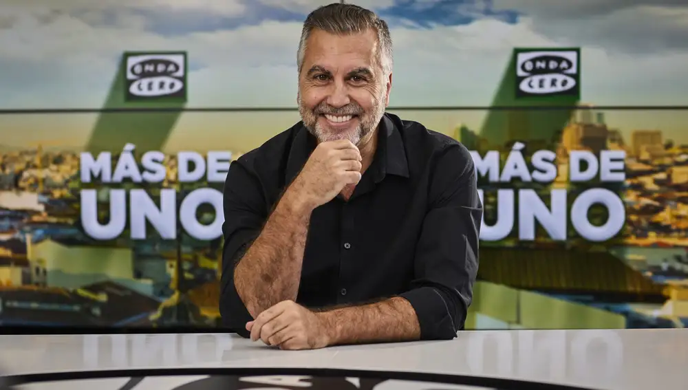 Carlos Alsina. 'Más de uno'.