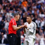 Real Madrid v Valencia CF - LaLiga EA Sports