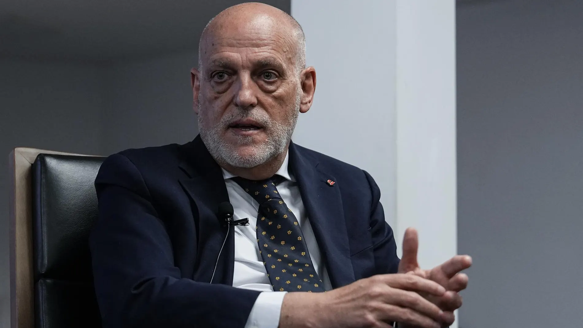 Fútbol.- Tebas considera que la decisión del CSD en el 'caso Olmo' es "más política que jurídica"