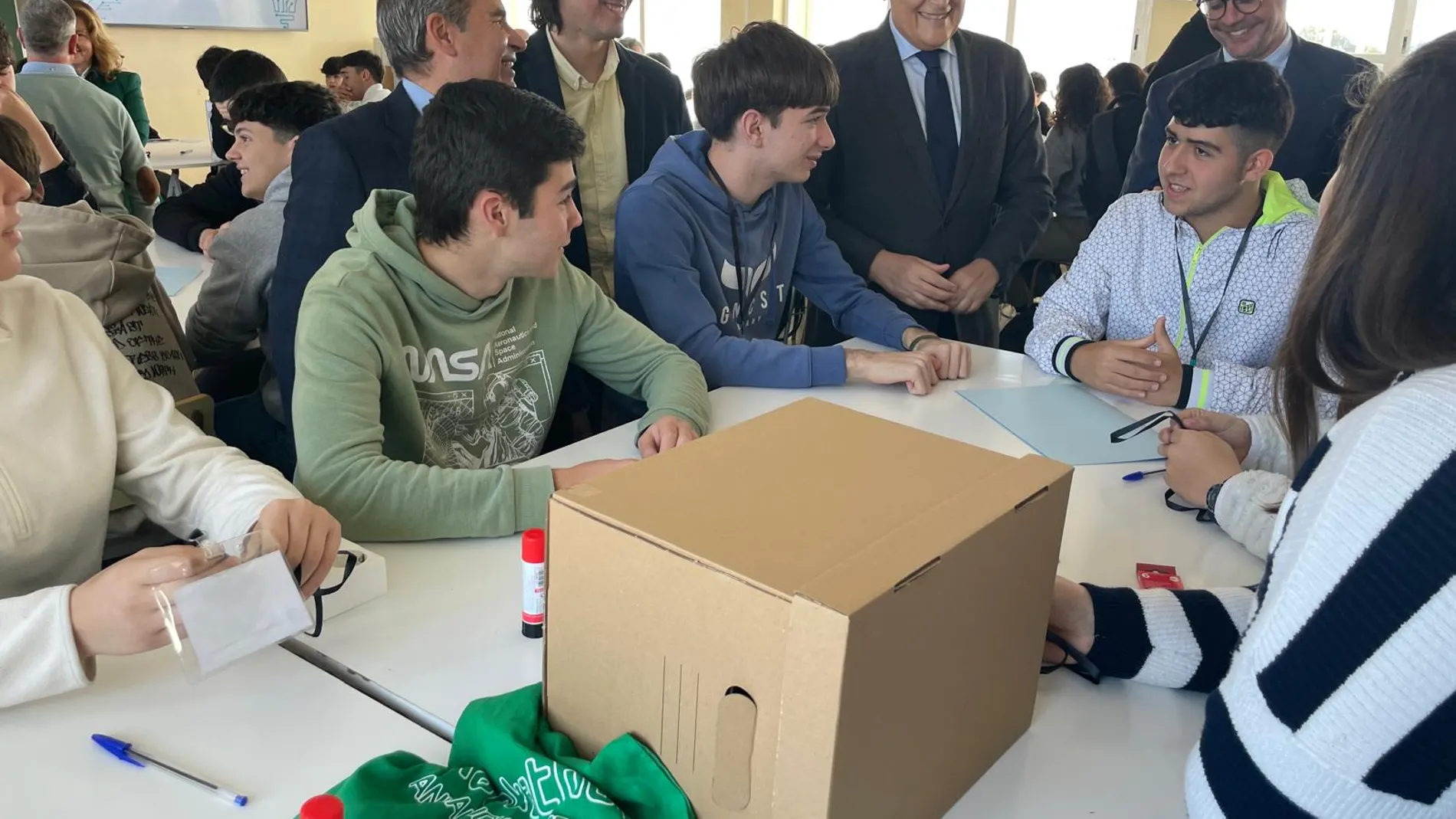 Villamandos resalta el talento de los jóvenes para garantizar el potencial tecnológico e investigador de Andalucía