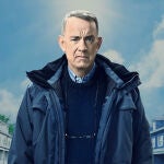 Tom Hanks vuelve a brillar en una película que saca su lado más gruñón