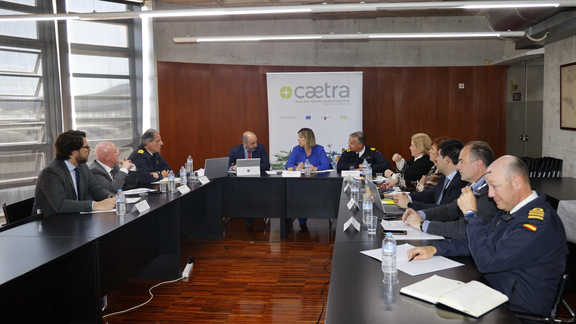 Reunión mantenida en el Ceeic esta mañana en la que se han analizado distintos puntos de la nueva línea del Caetra vinculada al Arsenal