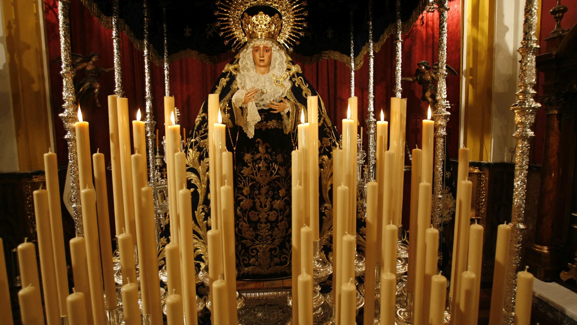 Virgen de Montserrat de Sevilla