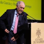 Conde-Pumpido participa en los Desayunos del Ateneo