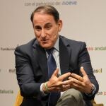 El presidente de la patronal andaluza tiene el encargo de mediar entre Garamendi y Cuerva para Cepyme