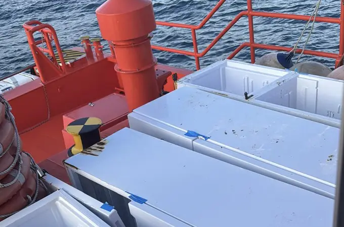 Una familia se muda a un contenedor marítimo para ahorrar: este gasto inesperado se lo impide Una familia se muda a un contenedor marítimo para ahorrar: este gasto inesperado se lo impide