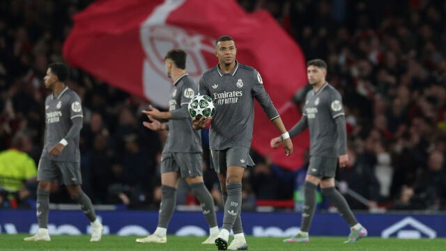 Arsenal FC v Real Madrid C.F. - UEFA Champions League 2024/25 Quarter Final First Leg