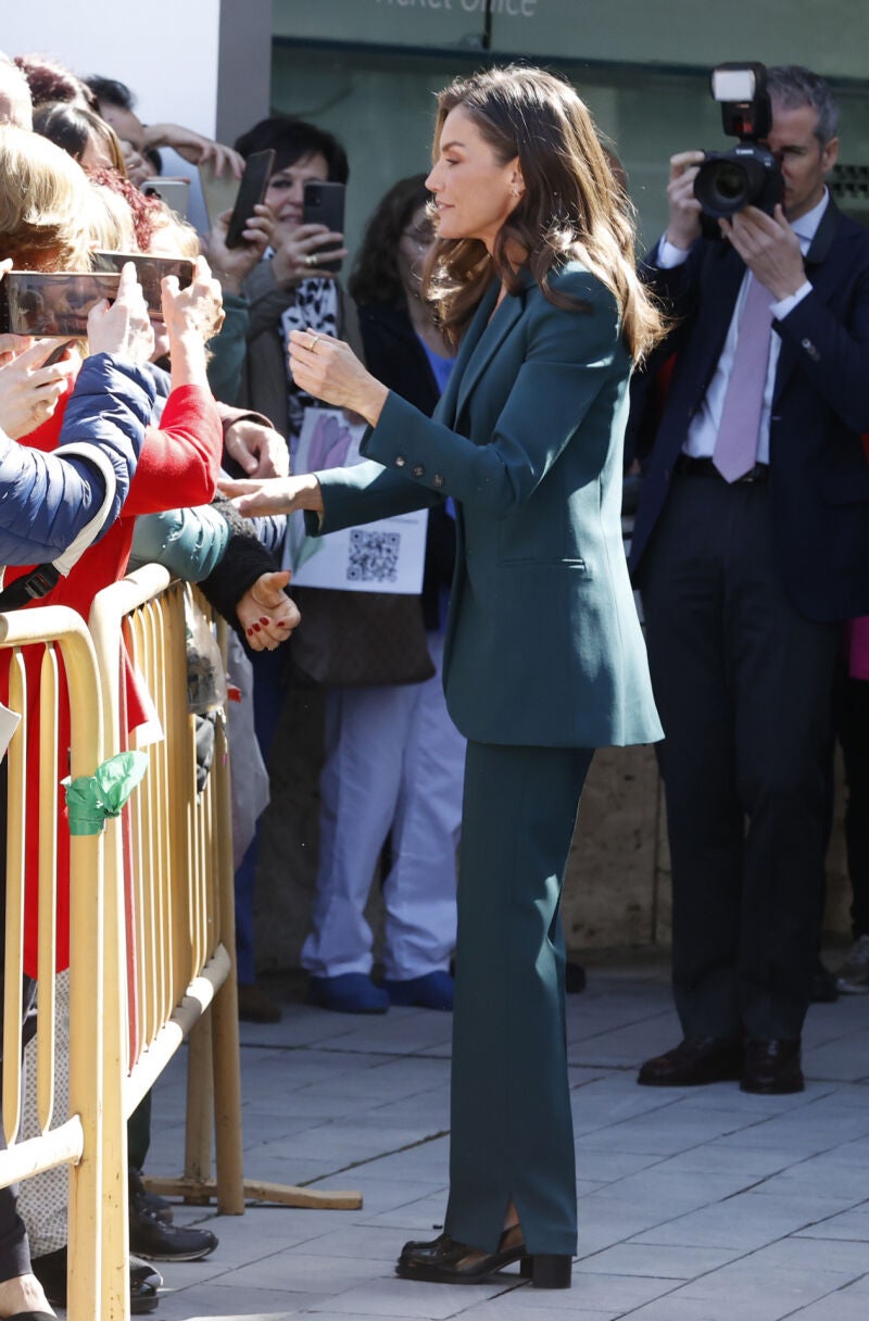 El look de la Reina Letizia en León.