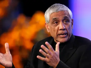 Vinod Khosla cuenta con una dilatada experiencia como inversor en proyectos ligados a la IA Vinod Khosla, inversor y uno de los hombres más ricos del mundo La IA reemplazará el 80% de los empleos