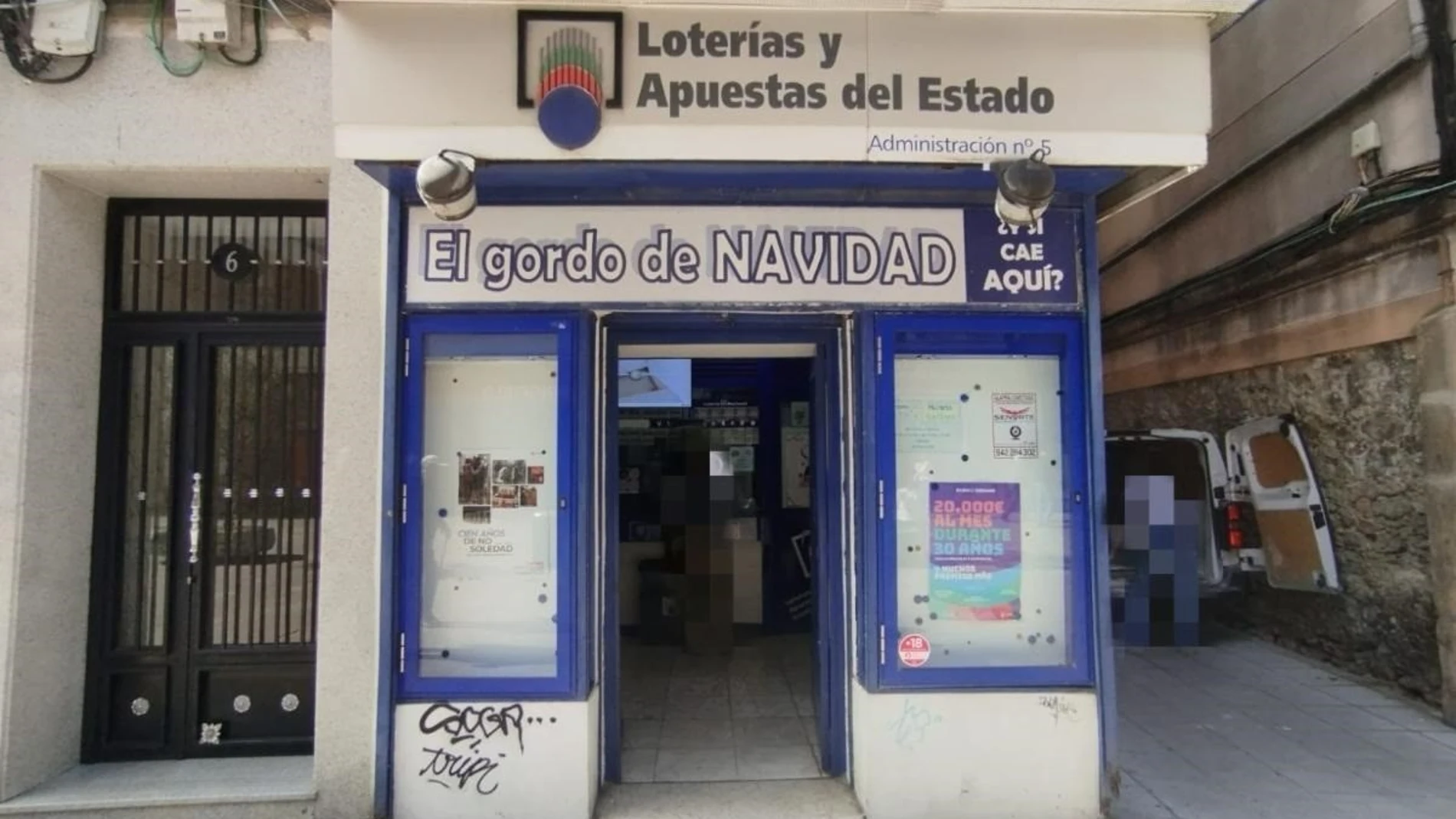 La administración número 5 de Santander, en la calle Burgos REMITIDA / HANDOUT por LOTERÍAS Fotografía remitida a medios de comunicación exclusivamente para ilustrar la noticia a la que hace referencia la imagen, y citando la procedencia de la imagen en la firma 11/04/2025