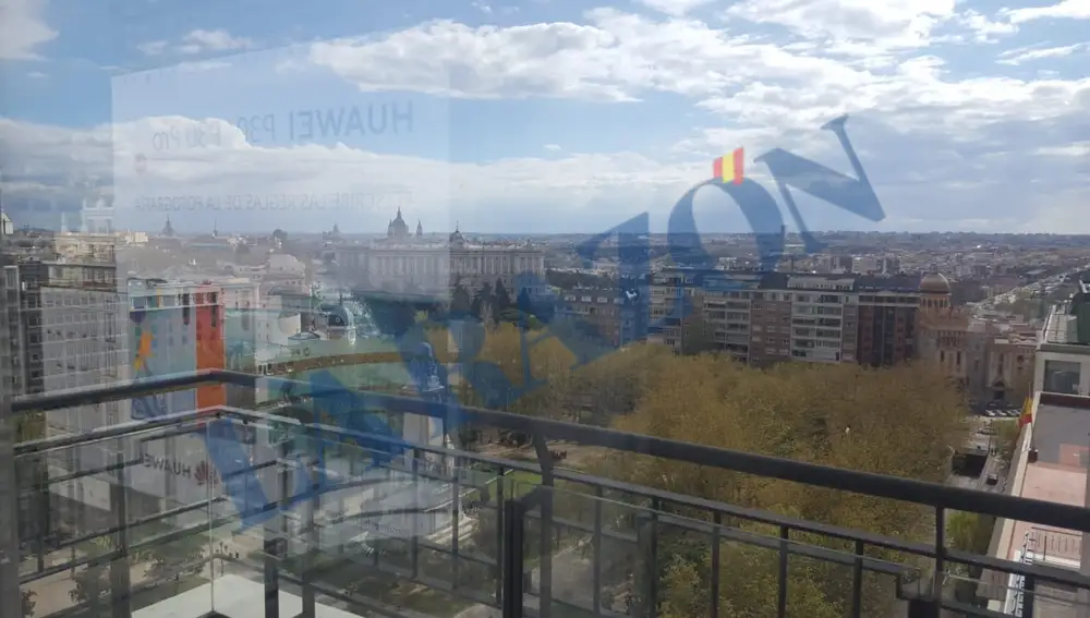 Vistas desde la terraza del piso en el que vivió Jesica Rodríguez, expareja de Ábalos, en Plaza de España
