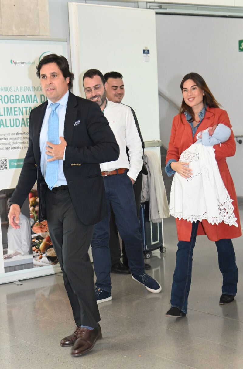Francisco Rivera y Lourdes Montes salen del hospital tras el nacimiento de su tercer hijo