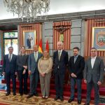 La alcaldesa de Burgos, Cristina Ayala, recibe a la expedición alemana