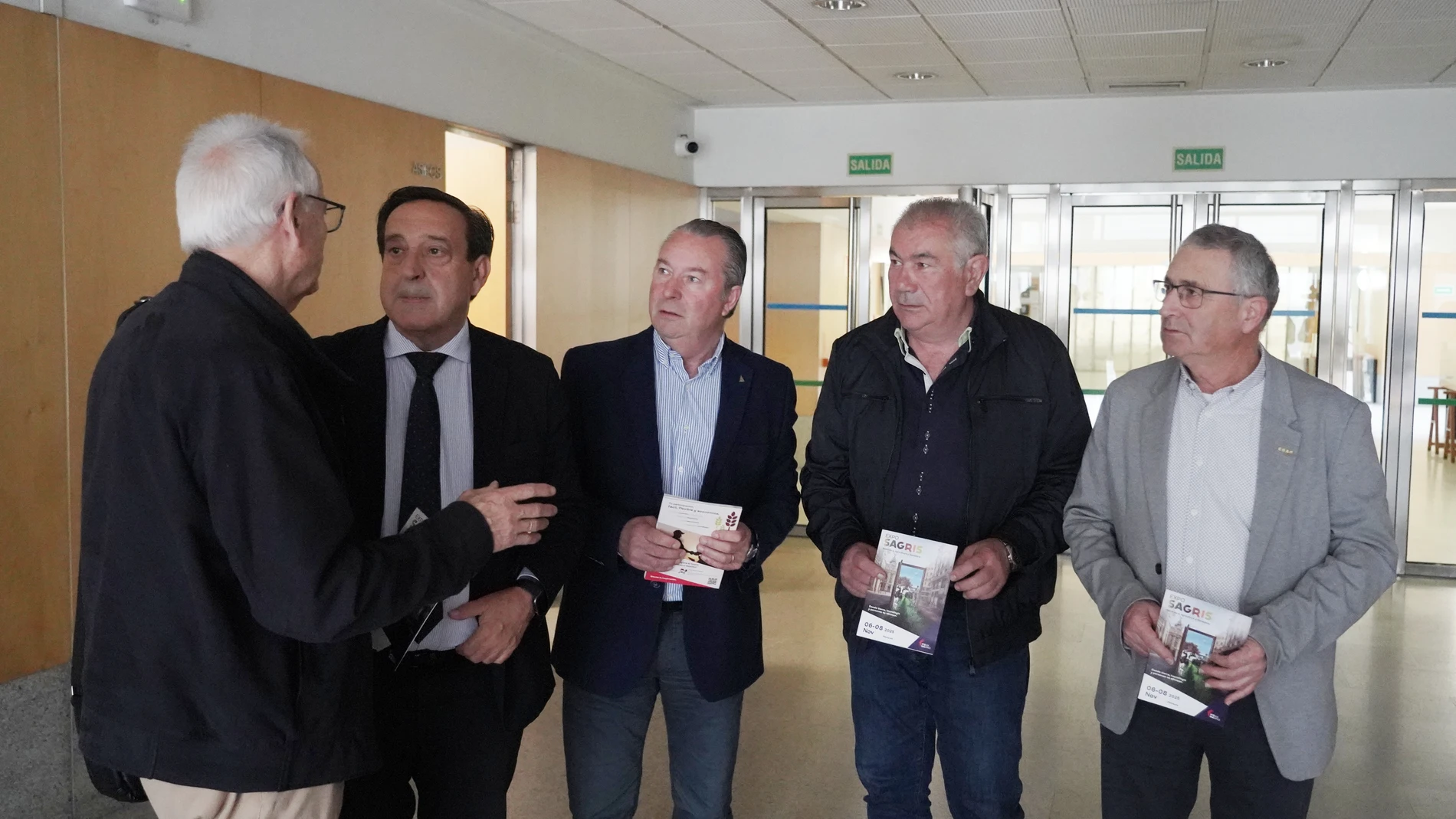 El presidente de la Alianza por una Agricultura Sostenible (ALAS), Juan Ignacio Senovilla, el presidente nacional de Asaja y del comité organizador del Salón, Pedro Barato, y los máximos representantes autonómicos de Asaja, COAG, UPA, URCACyL, ASONAL y ASOPOCyL, presentan el Salón de la Agricultura y Ganadería ‘Expo Sagis’