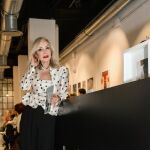Carmen Lomana