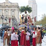 MADRID.-S.Santa.- La lluvia en Madrid marca las procesiones del Domingo de Ramos, con el Silencio suspendida