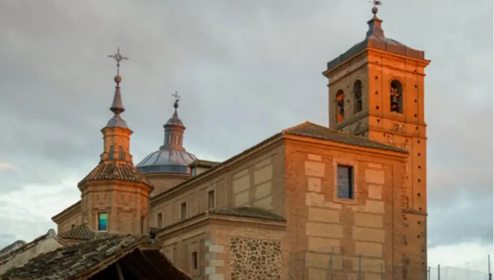 Iglesia San Pedro y San Pablo de Polán.