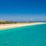 La joya española que conquista a los medios británicos y alemanes esta Semana Santa: un paraíso de aguas clistalinas