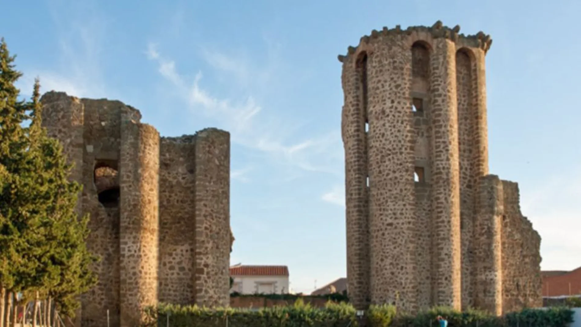 Restos del castillo de Polán