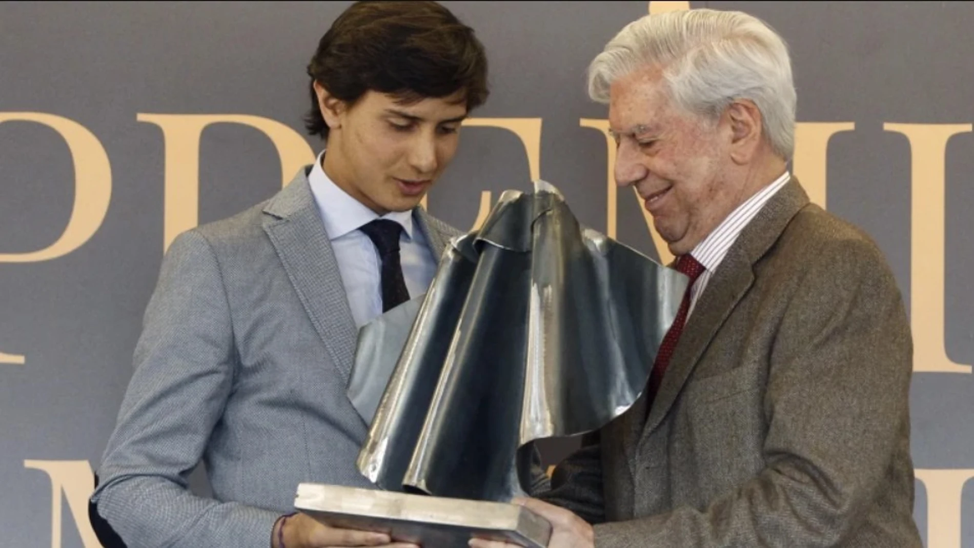 Vargas Llosa, el Nobel que toreó con palabras