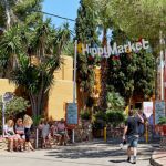 Los mercadillos hippies que son una visita imprescindible durante las vacaciones en Ibiza