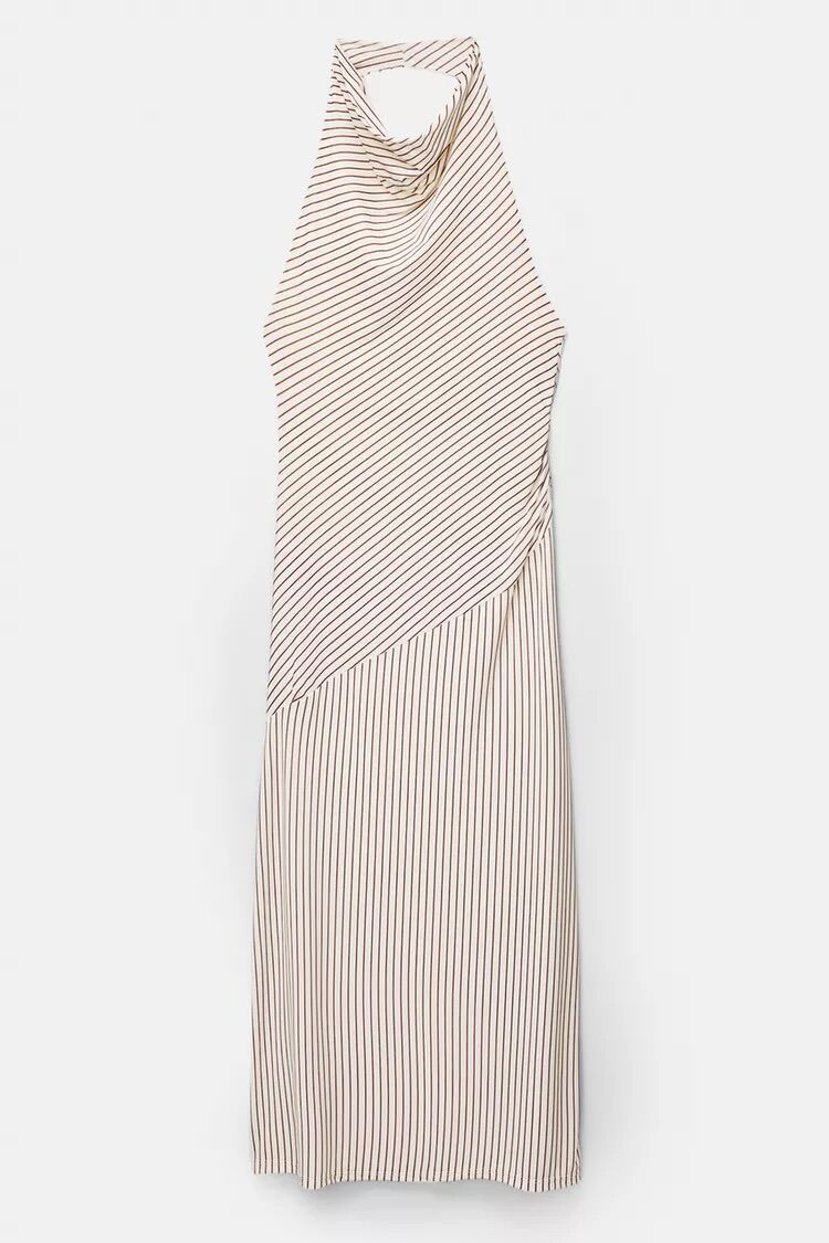 Vestido de rayas.