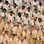 El Papa, ausente en la misa de Jueves Santo, invita a los sacerdotes a buscar la "cercanía cotidiana" con la gente