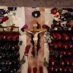  Celebración del acto del Desenclavo de Cristo tras la suspensión de la procesión organizada por la Cofradía del Santo Cristo del Desenclavo