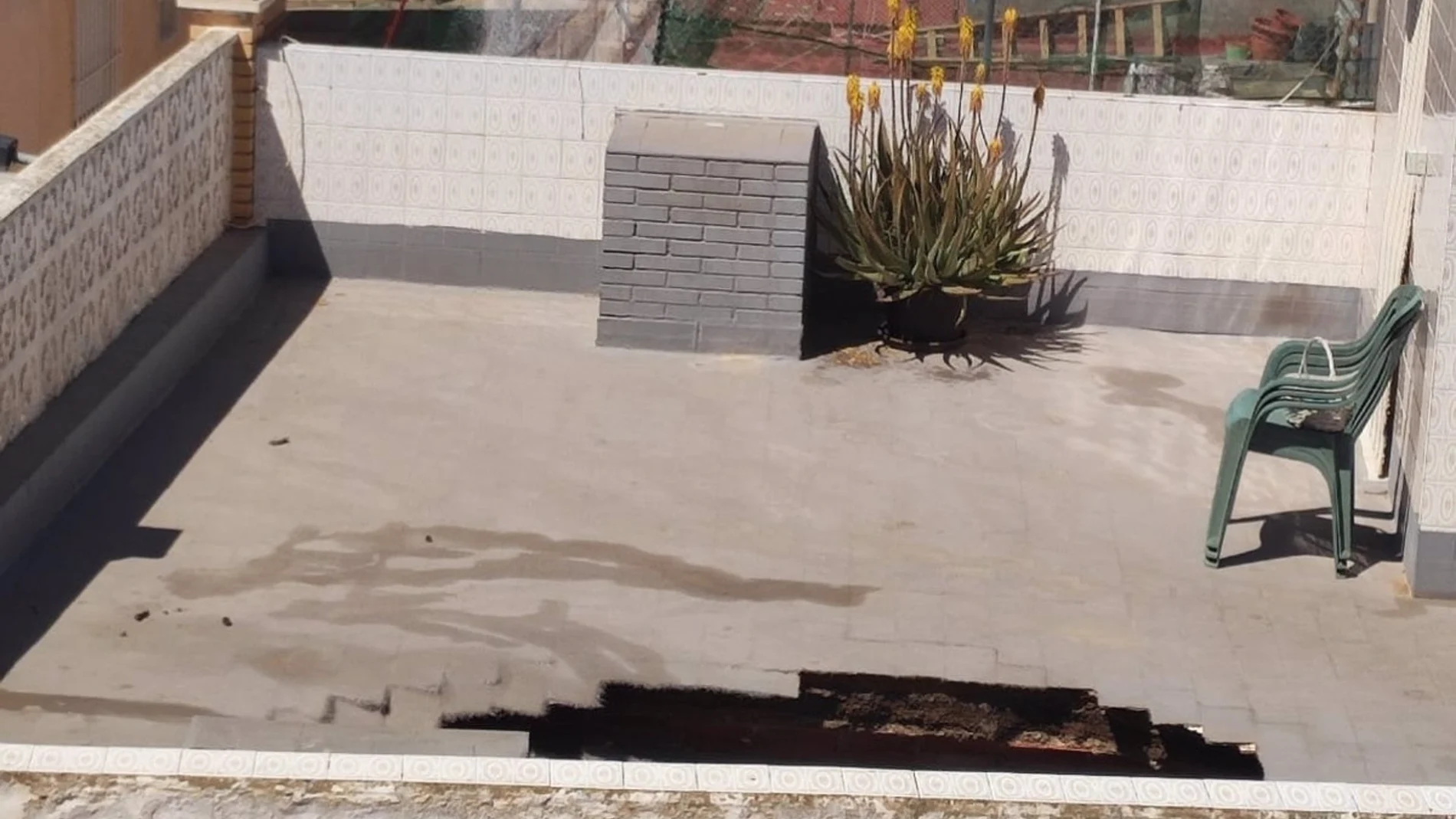 MURCIA.-Sucesos.- Se desploma el techo de una vivienda en la Barriada de la Concepción sin causar heridos