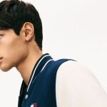 Tommy Jeans rebaja una de sus camisetas más versátiles un 25% y ya se está agotando en varias tallas