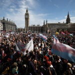 La manifestación pro trans que recorrió las calles de Londres