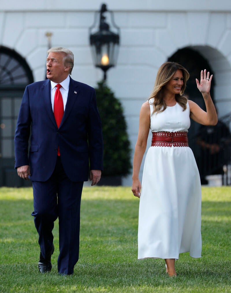 Donald Trump y Melania Trump en el aniversario de la Declaración de la Independencia de Estados Unidos.