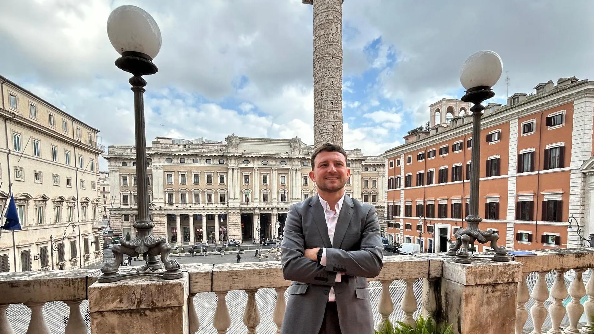 Juan Pérez Templado trabaja en Roma