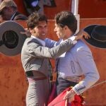 Cayetano y Canales Rivera honran la memoria de Paquirri en una tarde cargada de sentimiento