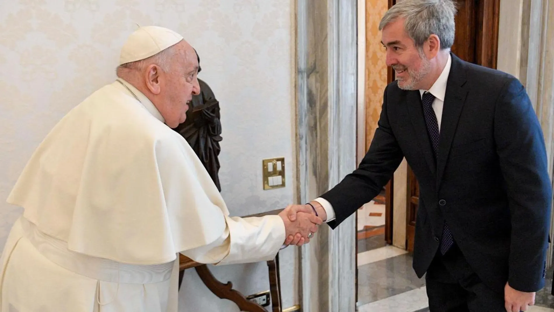 El Papa y Fernando Clavijo
