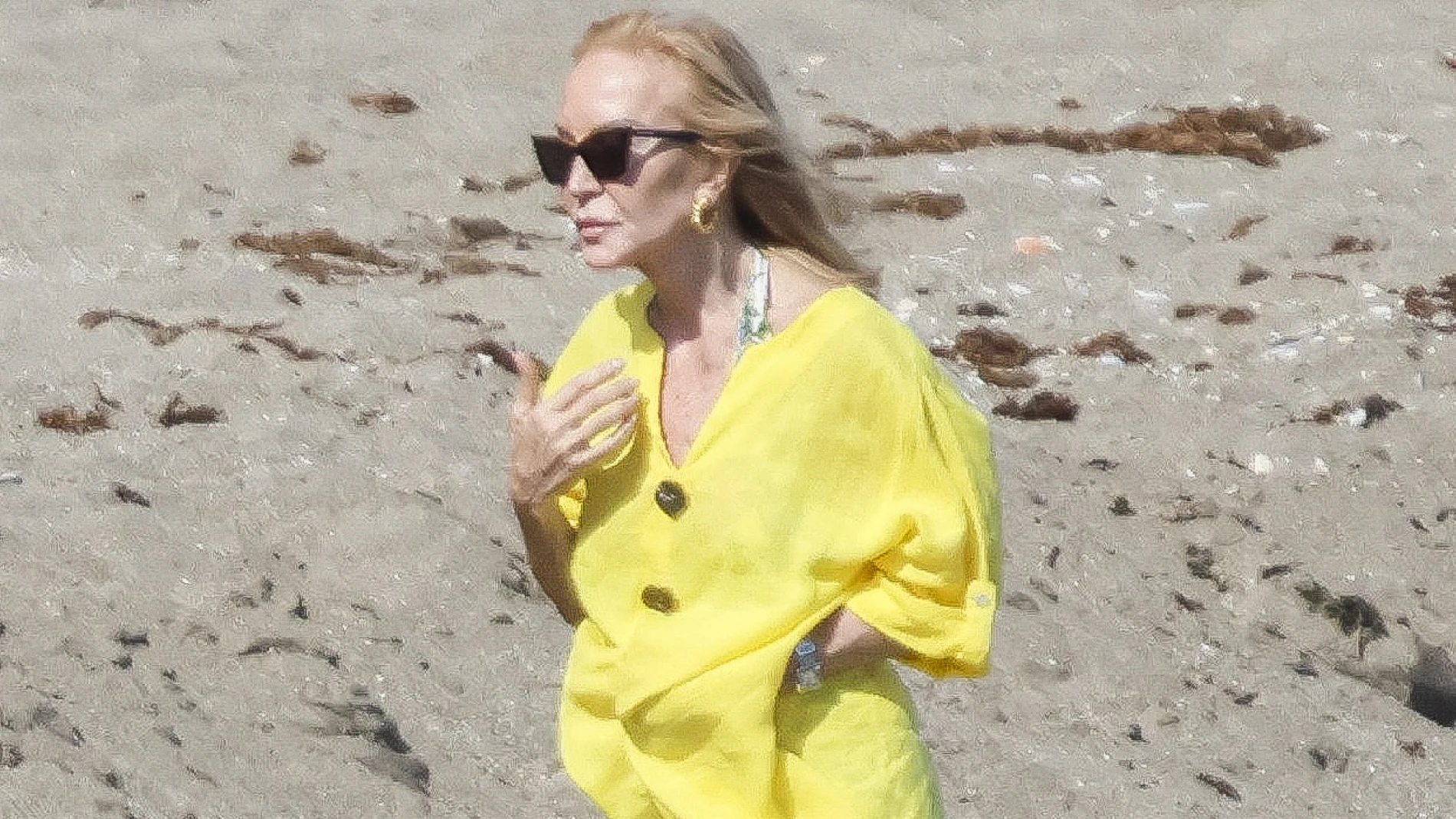 Carmen Lomana en la playa de Marbella.