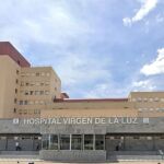Ingresado en el hospital tras intoxicarse en un incendio de baterías de litio en Tarancón